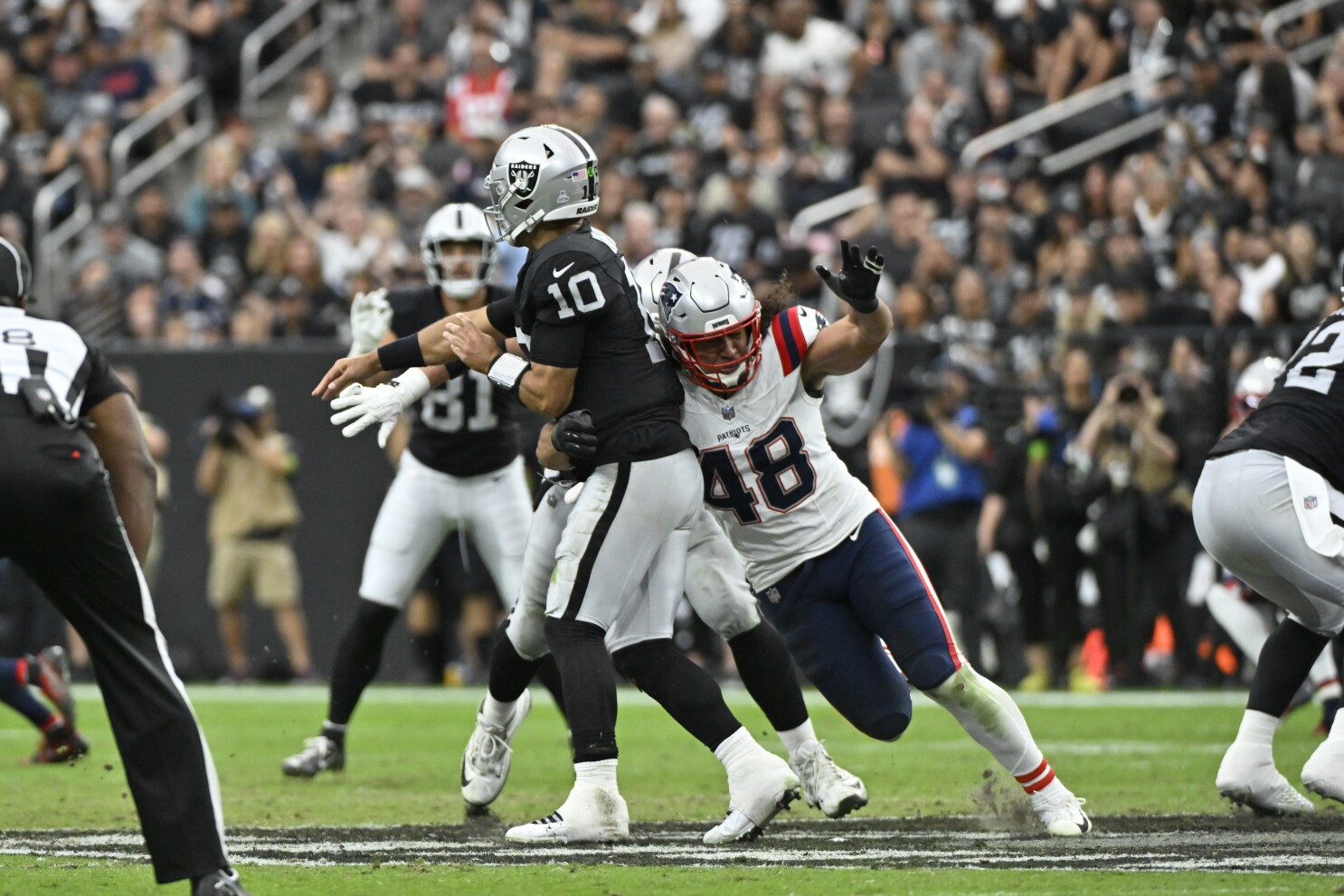 Raiders receive encouraging news on QB Jimmy Garoppolo's back